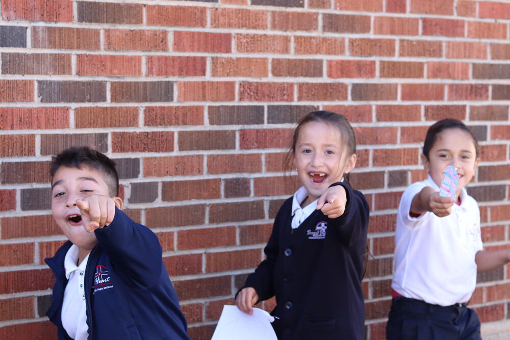 YOU belong to Sacred Heart! Join our School! 